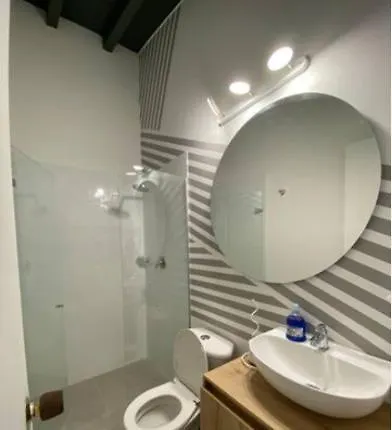 Apartamento Cerca Al Centro Comercial Santafe A105 By Roots Rentals Medellin Apartment